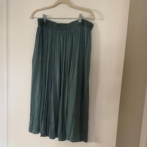 Silky green skirt